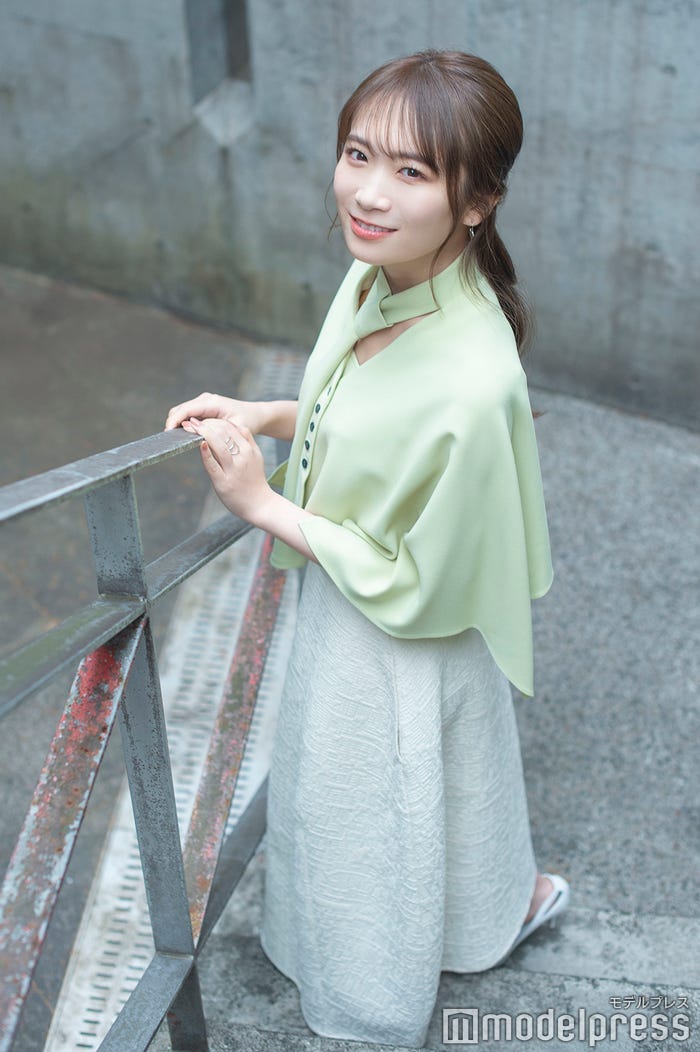秋元真夏 (C)モデルプレス