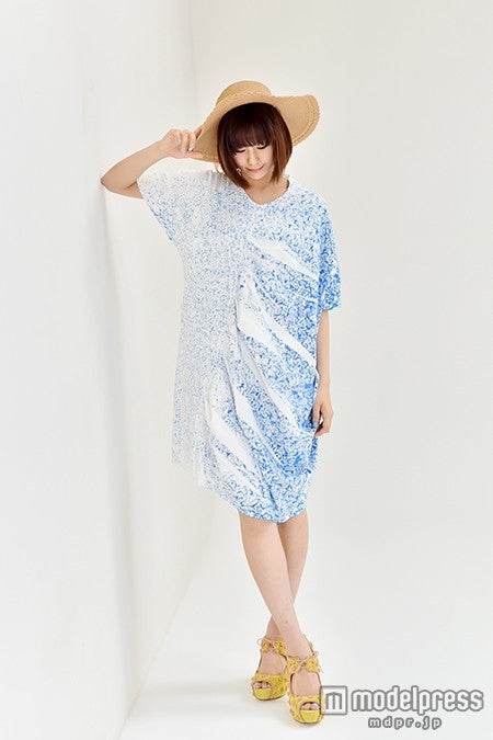 モデルプレスのインタビューに応じた西内まりや