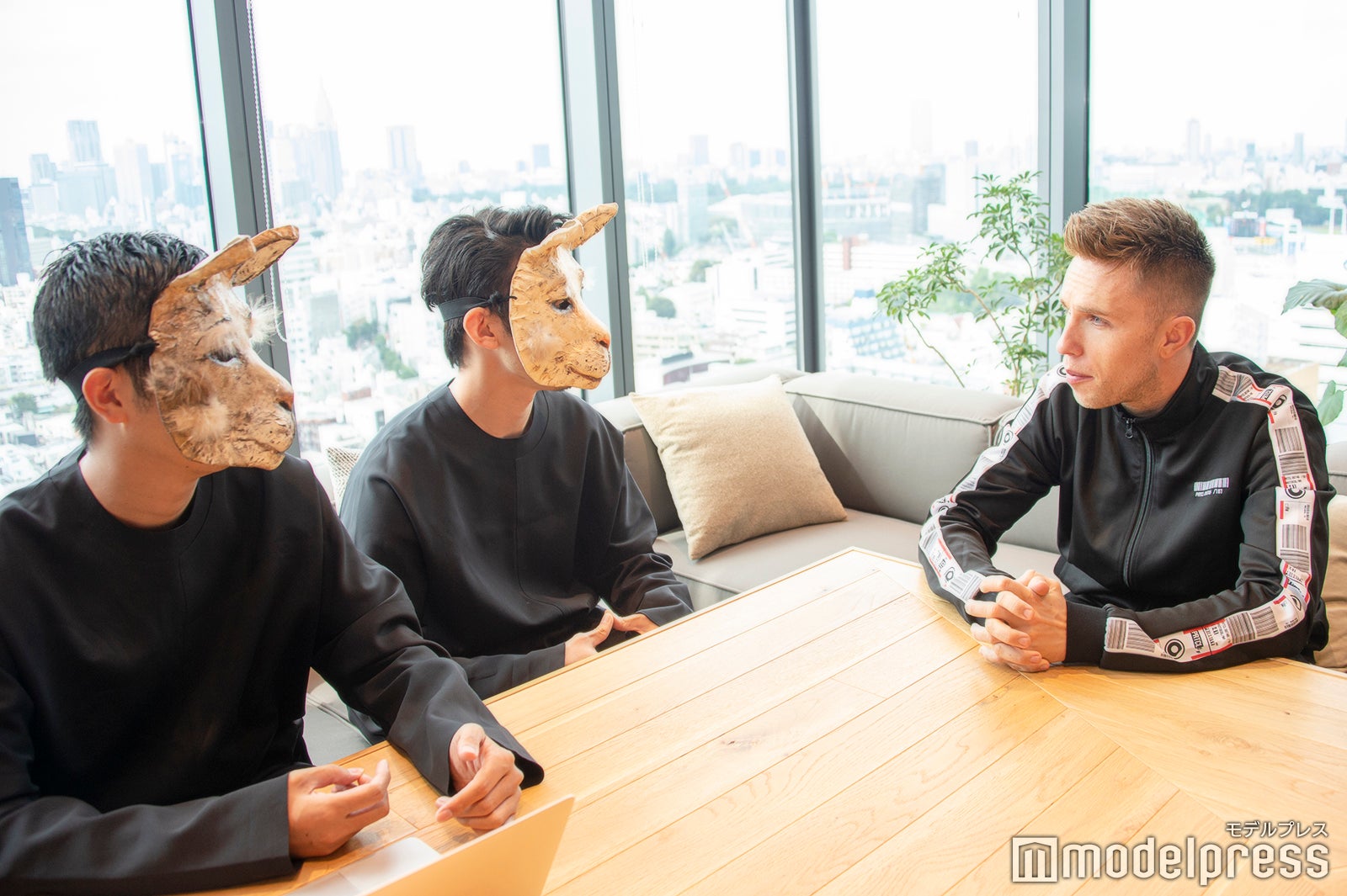 AmPm、ニッキー・ロメロ（C）モデルプレス