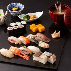 「金沢 鮨 松の下」料理イメージ/提供画像