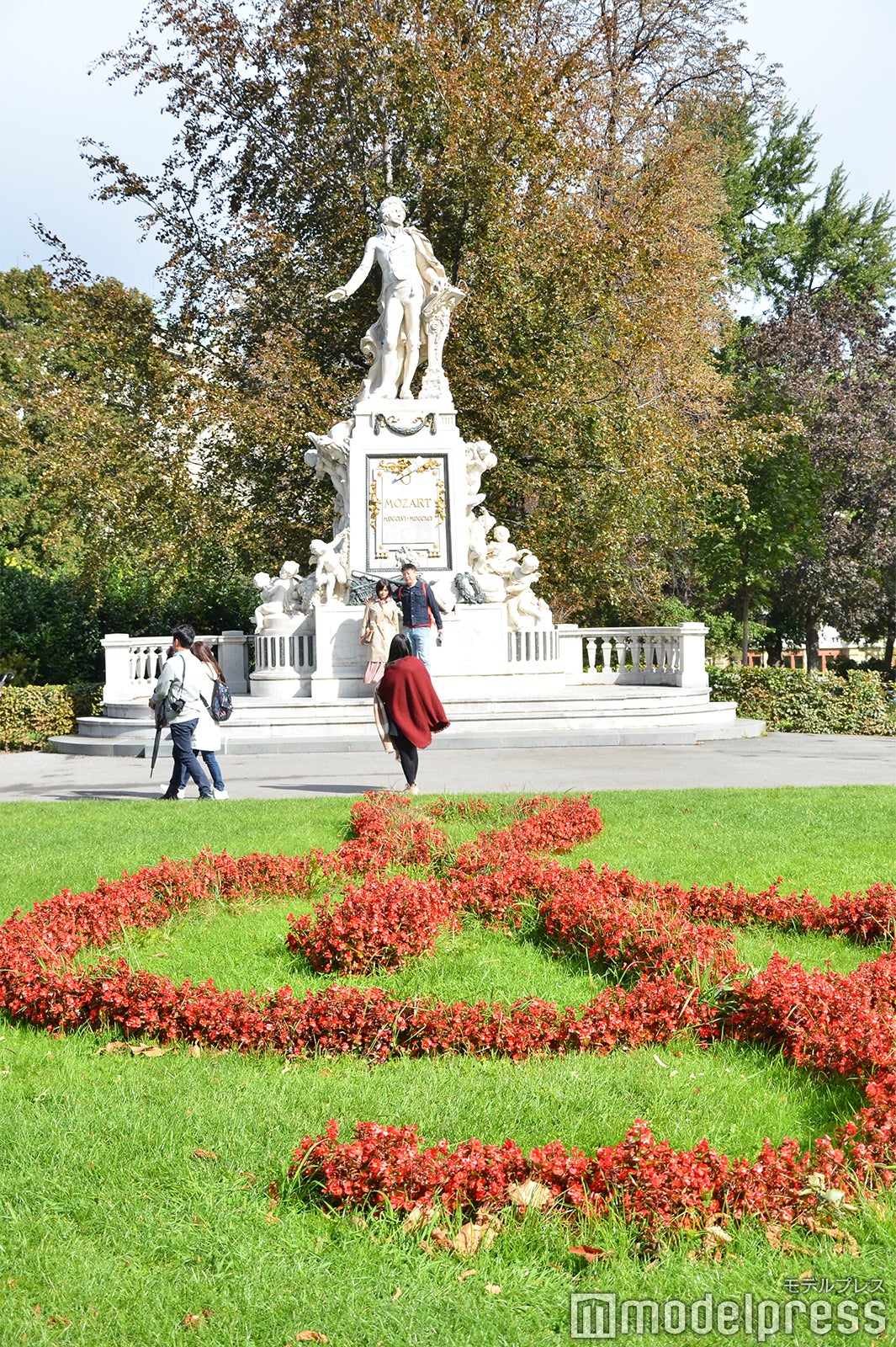 モーツァルト像（C）モデルプレス