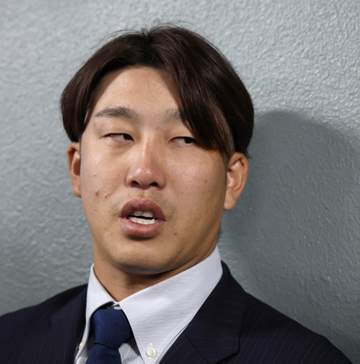 野球ファン衝撃 広島・小園海斗に戦力外通告 トレンド1位に 前年首位打者＆WBC日本代表が自由契約 今後は「全然考えていないです」