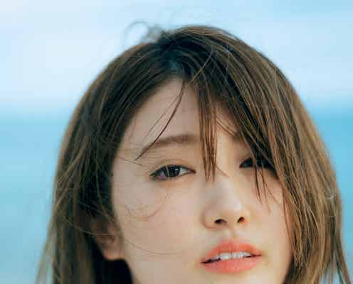 乃木坂46樋口日奈、裏表紙4種&秋元康氏帯コメント公開「なぜか、手が届きそうな理想の恋人」