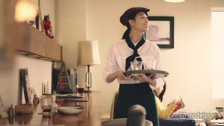 新CM「バイトAKB ぱるる選抜募集告知篇」より／CMカット