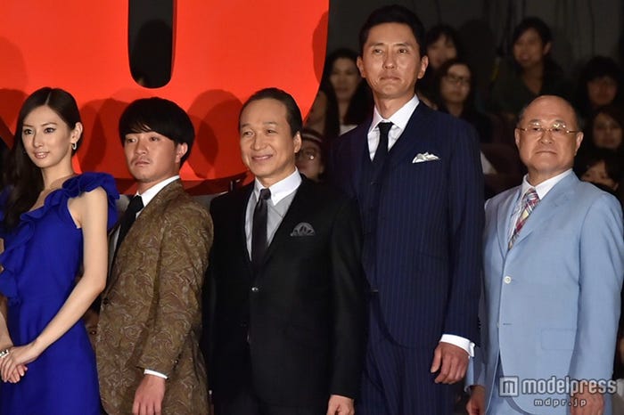 左から:北川景子、濱田岳、小日向文世、松重豊、角野卓造