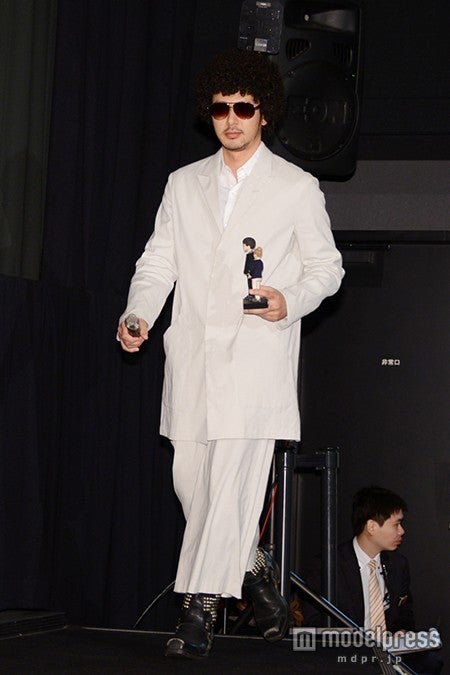 オダギリジョー、アフロ姿で登場「こんなに想った作品は今までなかった