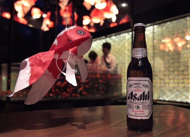 「世界の金魚ビアホール」イメージ／画像提供：すみだ水族館 