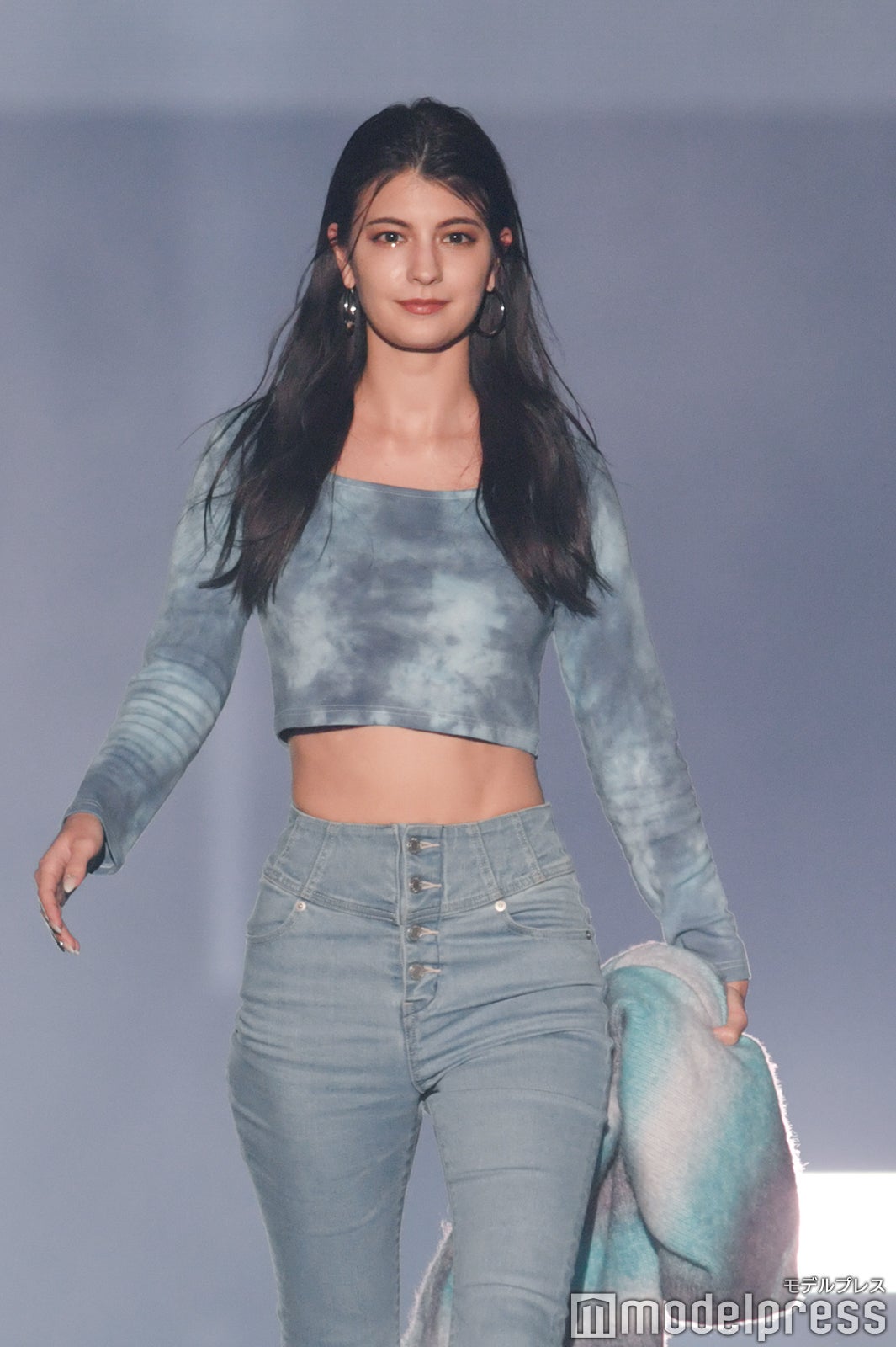 （C）モデルプレス