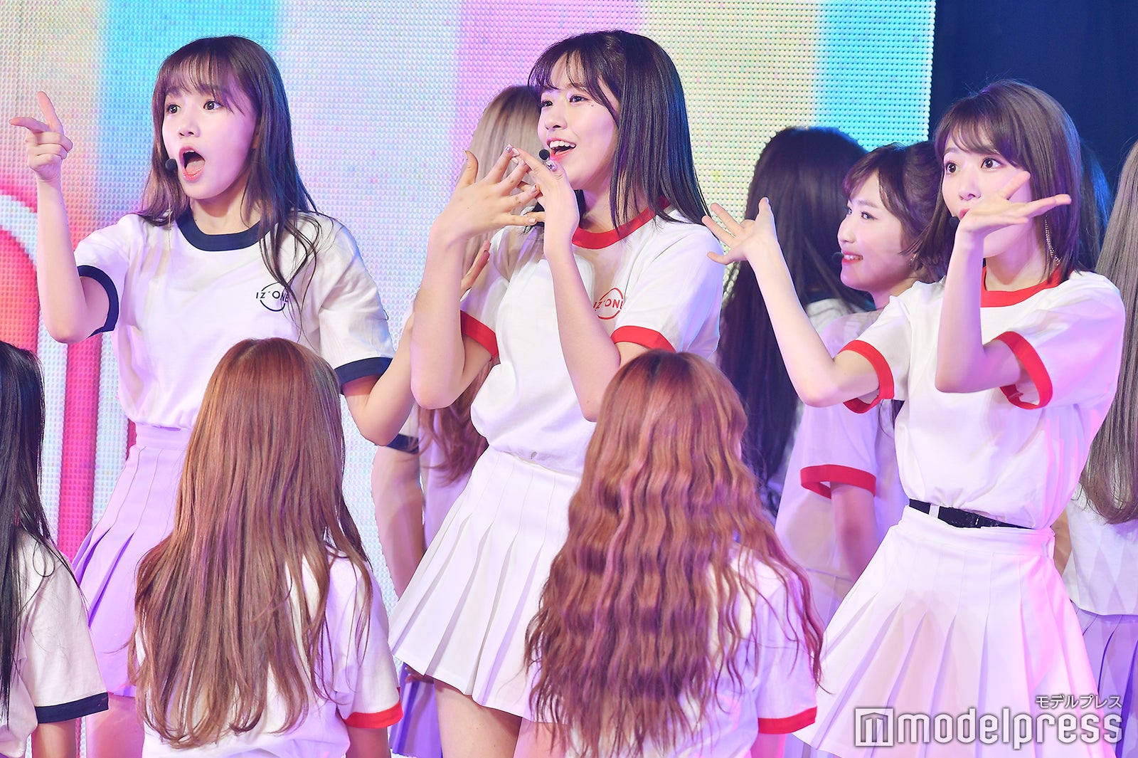 IZ*ONE （C）モデルプレス