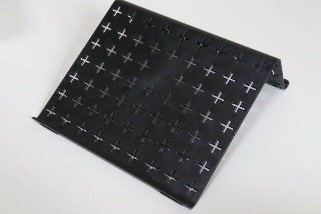 タブレットスタンド(滑り止め付) デザイン タブレットスタンド(滑り止め付) デザイン