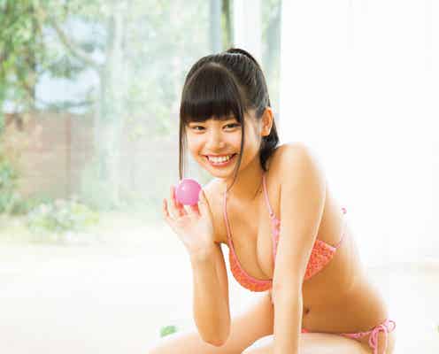 ビキニではしゃぐ“ぺろりん先生”鹿目凛にキュン