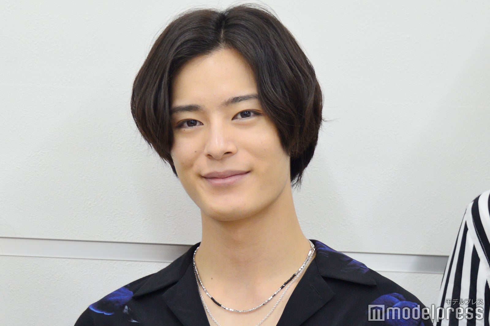 塩野瑛久さん もしも、スーツを着た塩野瑛久さんと一緒に仕事をすることになっ