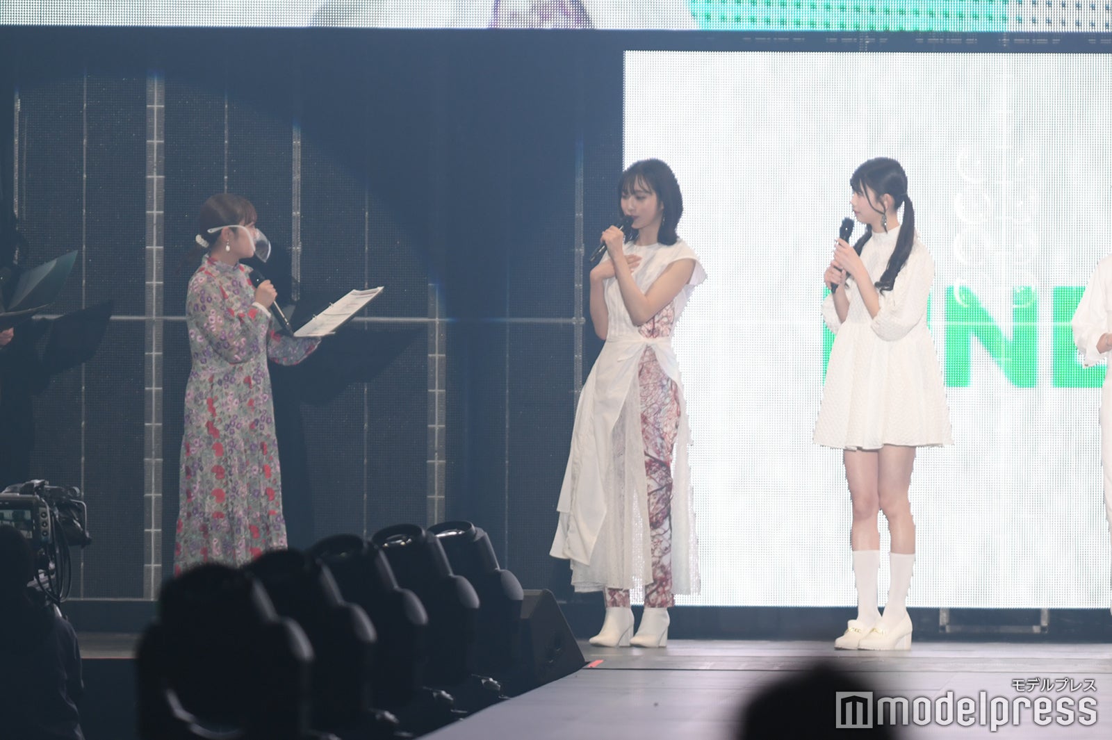 高橋みなみ、小栗有以、千葉恵里 （C）モデルプレス