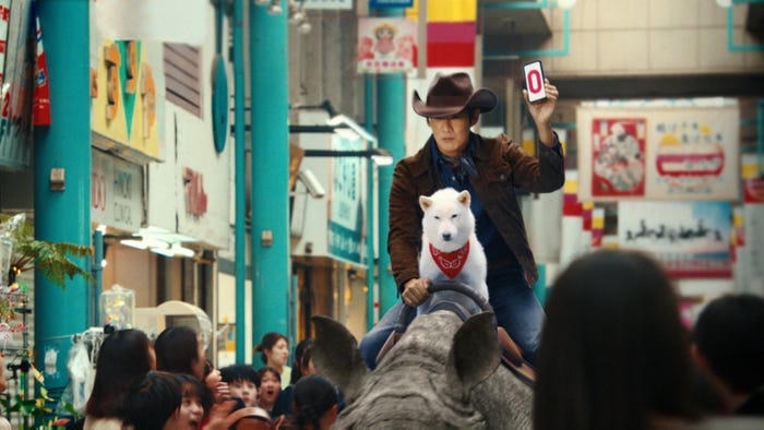 反町隆史/ソフトバンク新テレビCM「スマホデビュー祭」篇(提供写真)