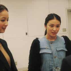 左から:佐々木希、武井咲(ドキュメンタリームービー「n(ハート)line by nozomi ドキュメント」より)