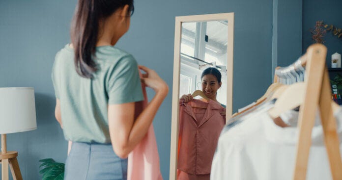 服装や髪型はある程度の気合いを入れる