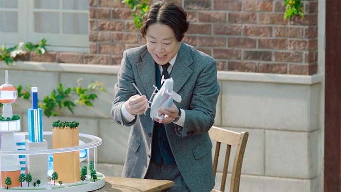 阿部サダヲ/新CM『すすめ、ゼロカーボン!』篇メイキングより (提供写真)