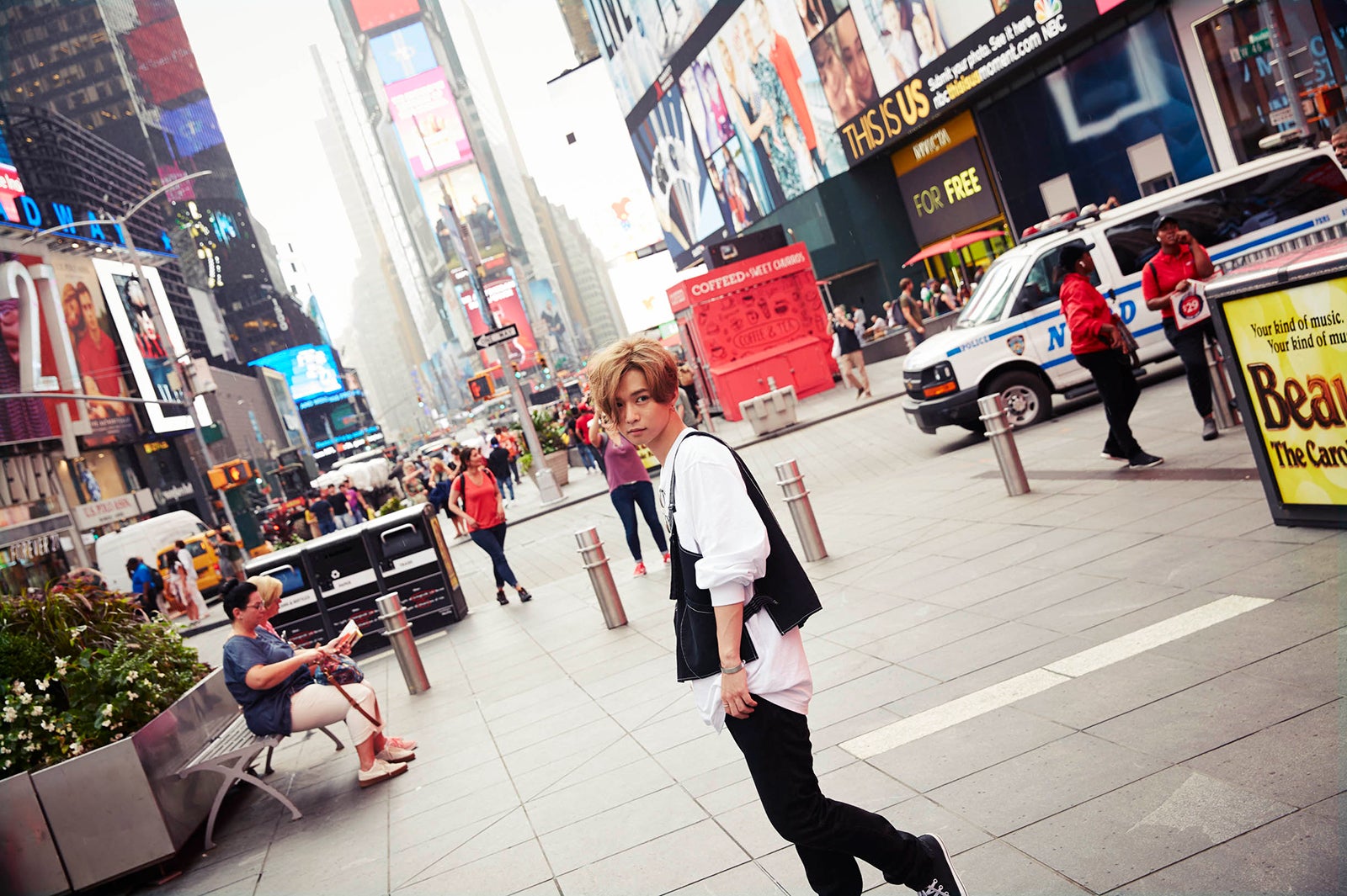 千葉雄大写真集『彩り』 撮影：多田悟 ワニブックス刊