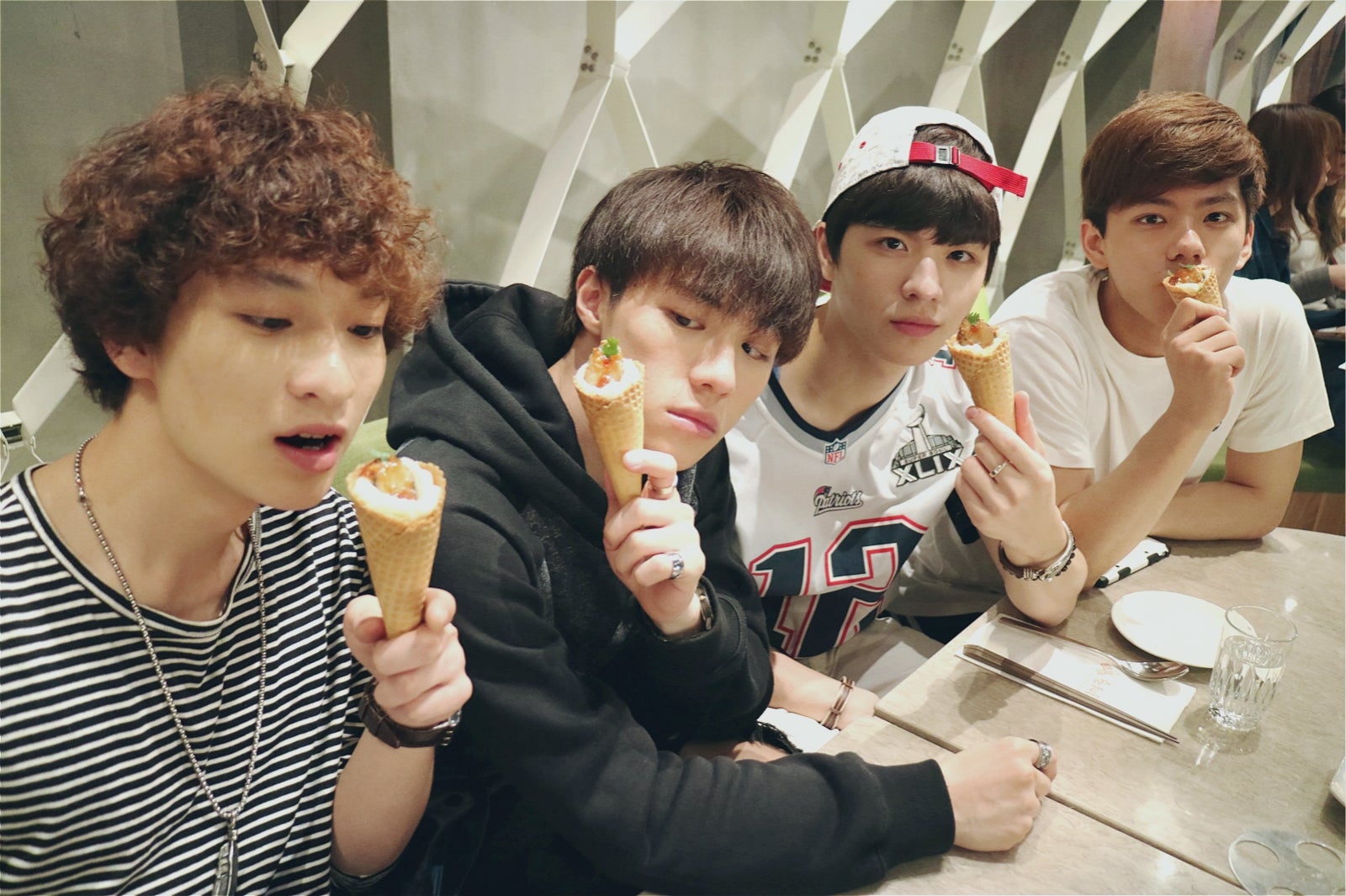 参和院／五味九孔鮑（トコブシの五味だれ）87TWD／個／画像提供：所属事務所