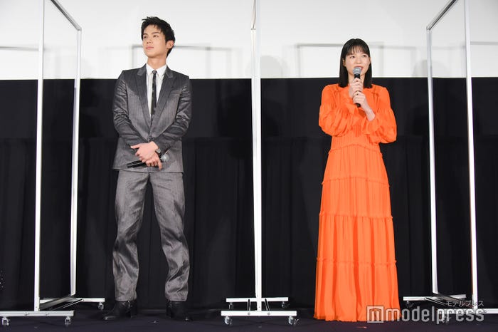 中川大志、石井杏奈(C)モデルプレス