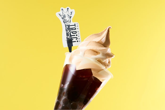 「タピオカサンデー―アッサムチーズミルク」/画像提供:ドロキア・オラシイタ