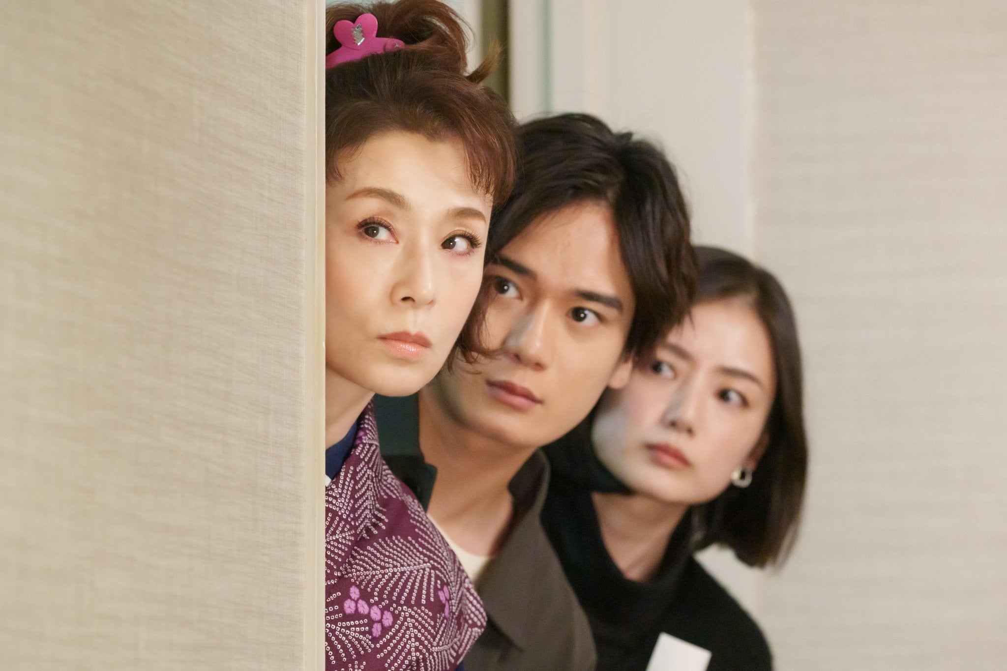 大地真央、堀海登、片山萌美「最高のオバハン中島ハルコ ～マダム・イン・ちょこっとだけバンコク～」（C）東海テレビ・フジテレビ