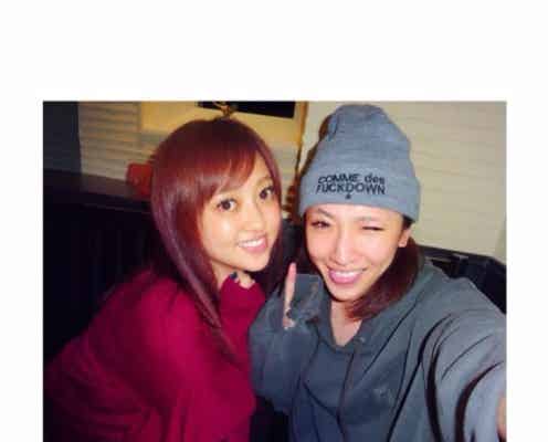 菊地亜美&ゆしん、”すっぴん”2ショット 輝く美肌に絶賛の声「つやっつや」