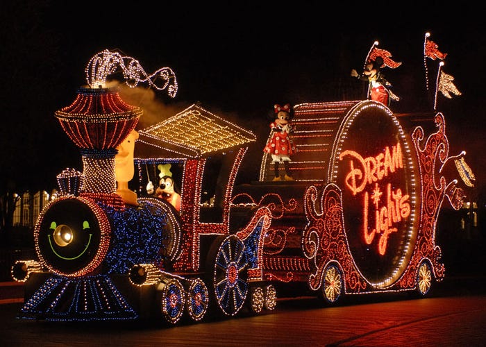 東京ディズニーリゾート 3世代来園 が増加傾向に モデルプレス 東京ディズニーリゾート 3世代来園 が増加傾向に モデルプレス