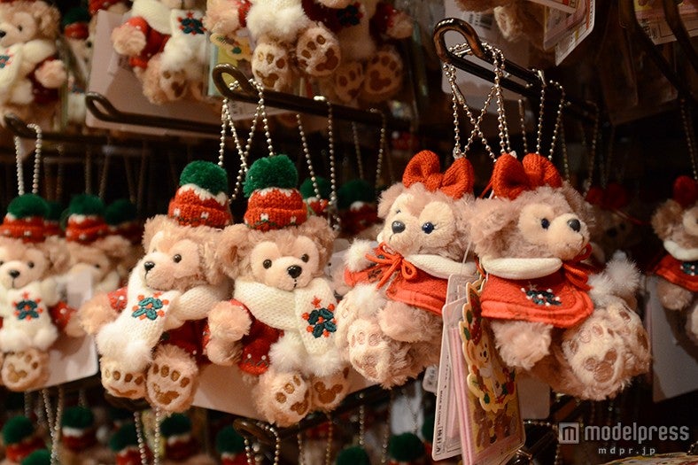 ダッフィー、シェリーメイストラップ各￥1600