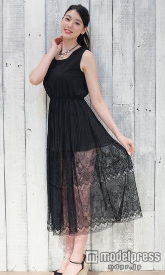 シフォンマキシワンピ「garden by Valmuer」14,904円（税込）