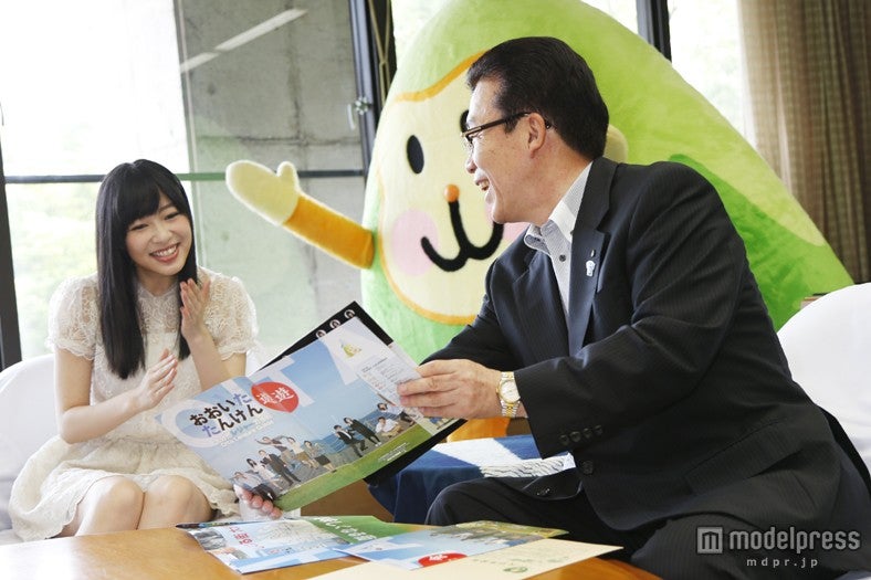 指原莉乃、次は市長に立候補？故郷訪問で熱い祝福