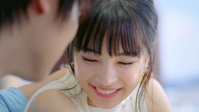 中川大志、広瀬すず/新TVCMより(提供画像)