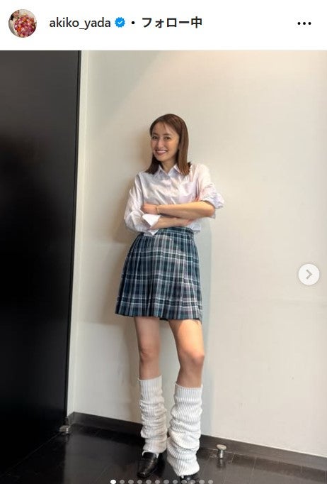 矢田亜希子、ミニスカ×ルーズソックスのギャル姿が話題「違和感