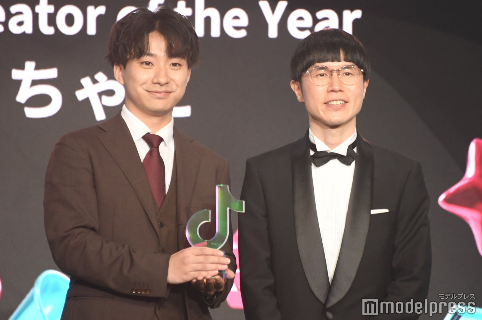 こちゃに、ケンティー健人（C）モデルプレス