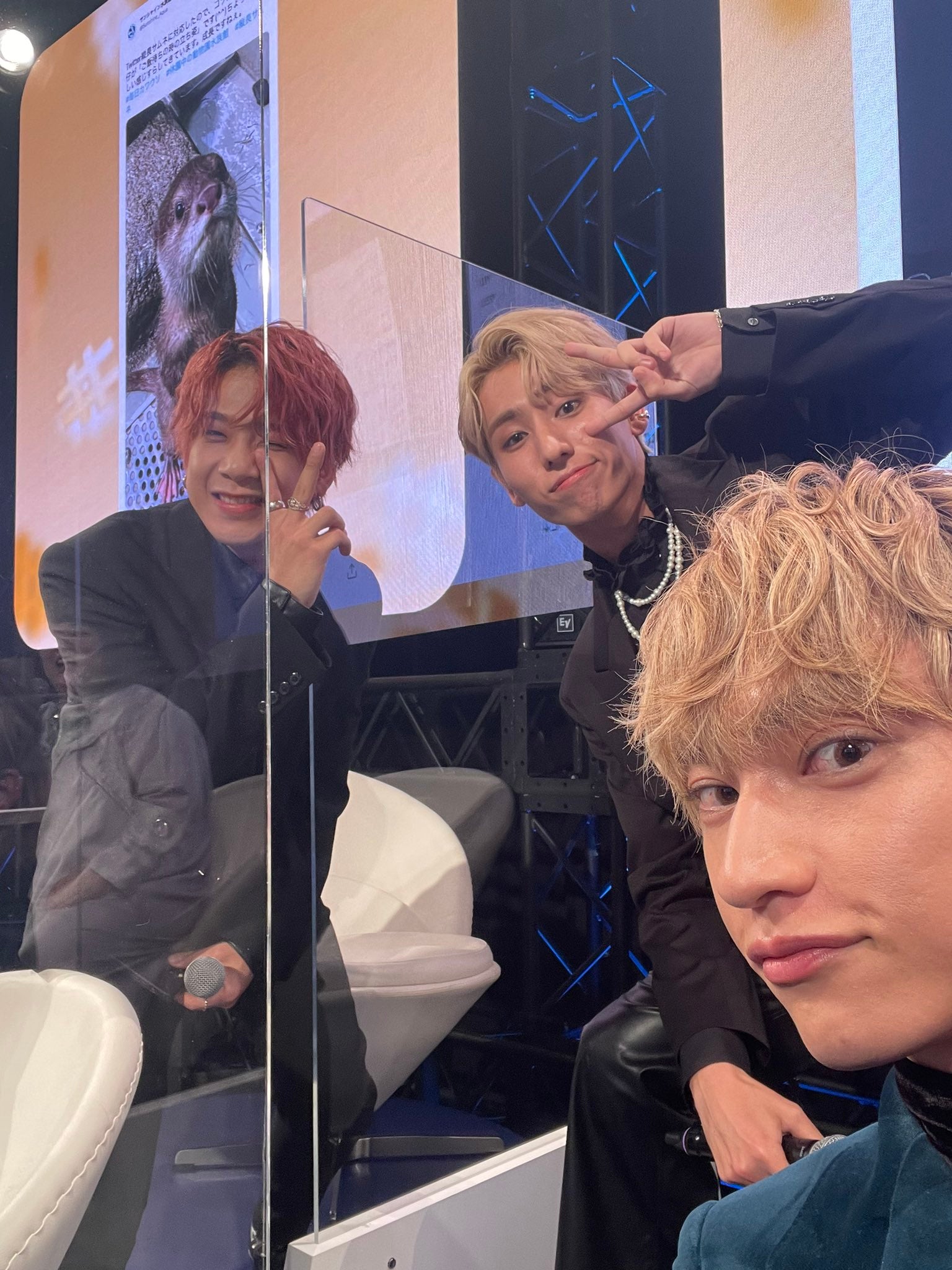 SKY-HI＆OWV浦野秀太・本田康祐「#Twitterトレンド大賞」で再会 “縦長サムネ”自撮りショットに反響