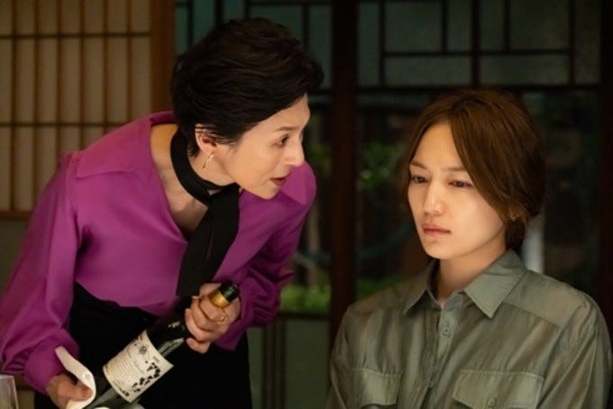 鈴木保奈美、川口春奈(C)AbemaTV,Inc.