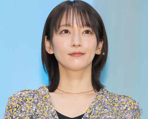吉岡里帆、美デコルテちらりのドレス姿 パスポート紛失で起きた悲劇明かす「思い出まるっと失うよ」【ファーストキス 1ST KISS】