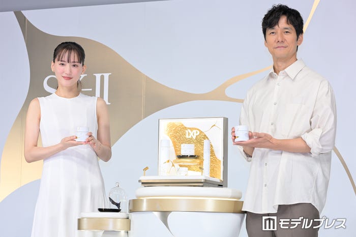 綾瀬はるか、西島秀俊(C)モデルプレス