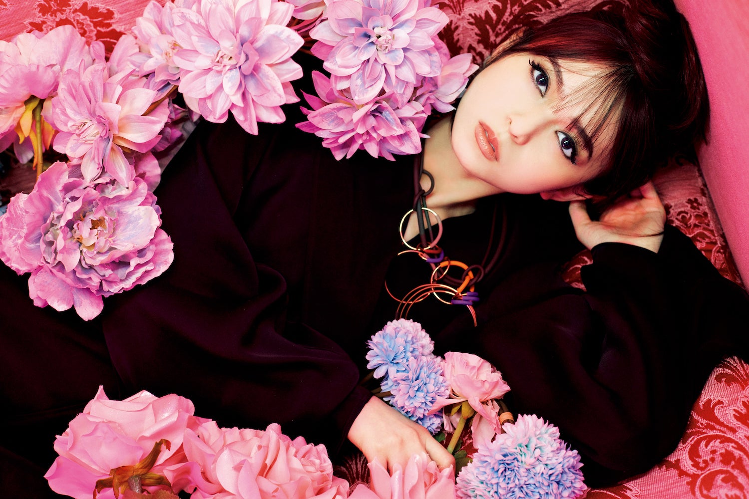 齋藤飛鳥／写真：蜷川実花（LUCKY STAR）