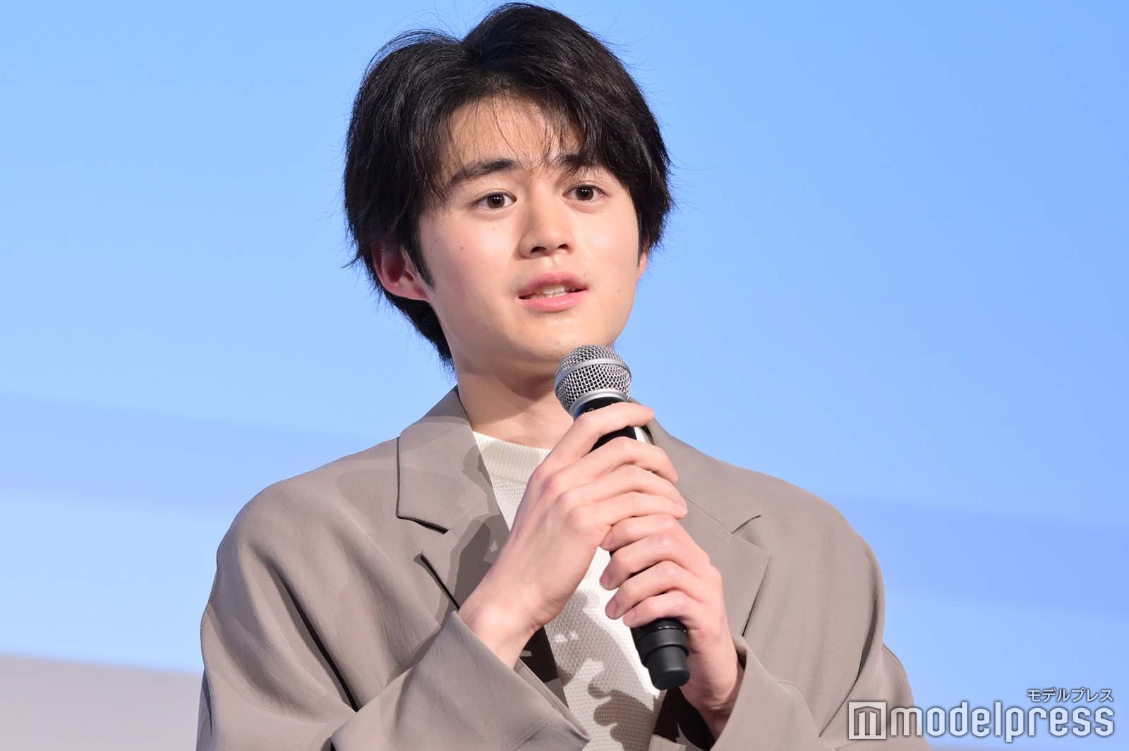 鈴鹿央士（C）モデルプレス