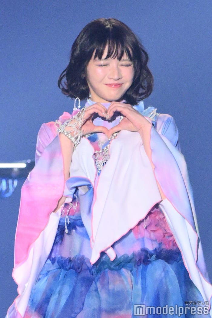 鎮⻄寿々歌(C)モデルプレス