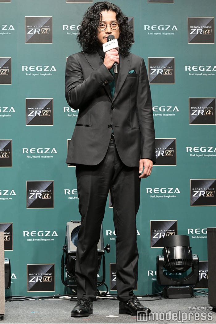 小栗旬(C)モデルプレス