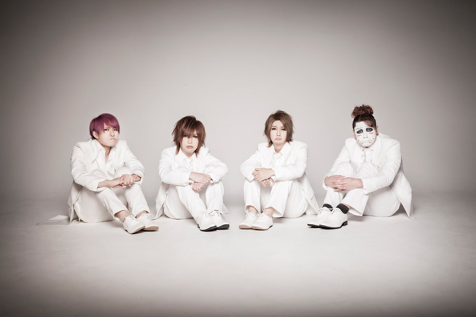 ゴールデンボンバー（提供画像）