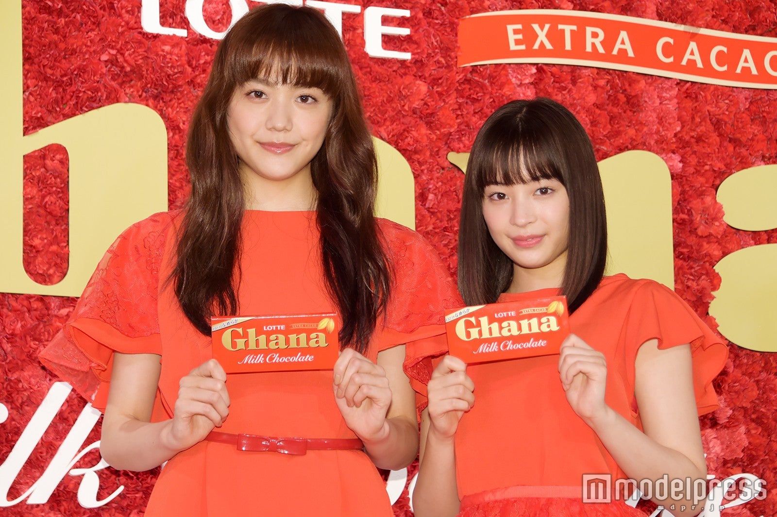 松井愛莉、広瀬すず（C）モデルプレス