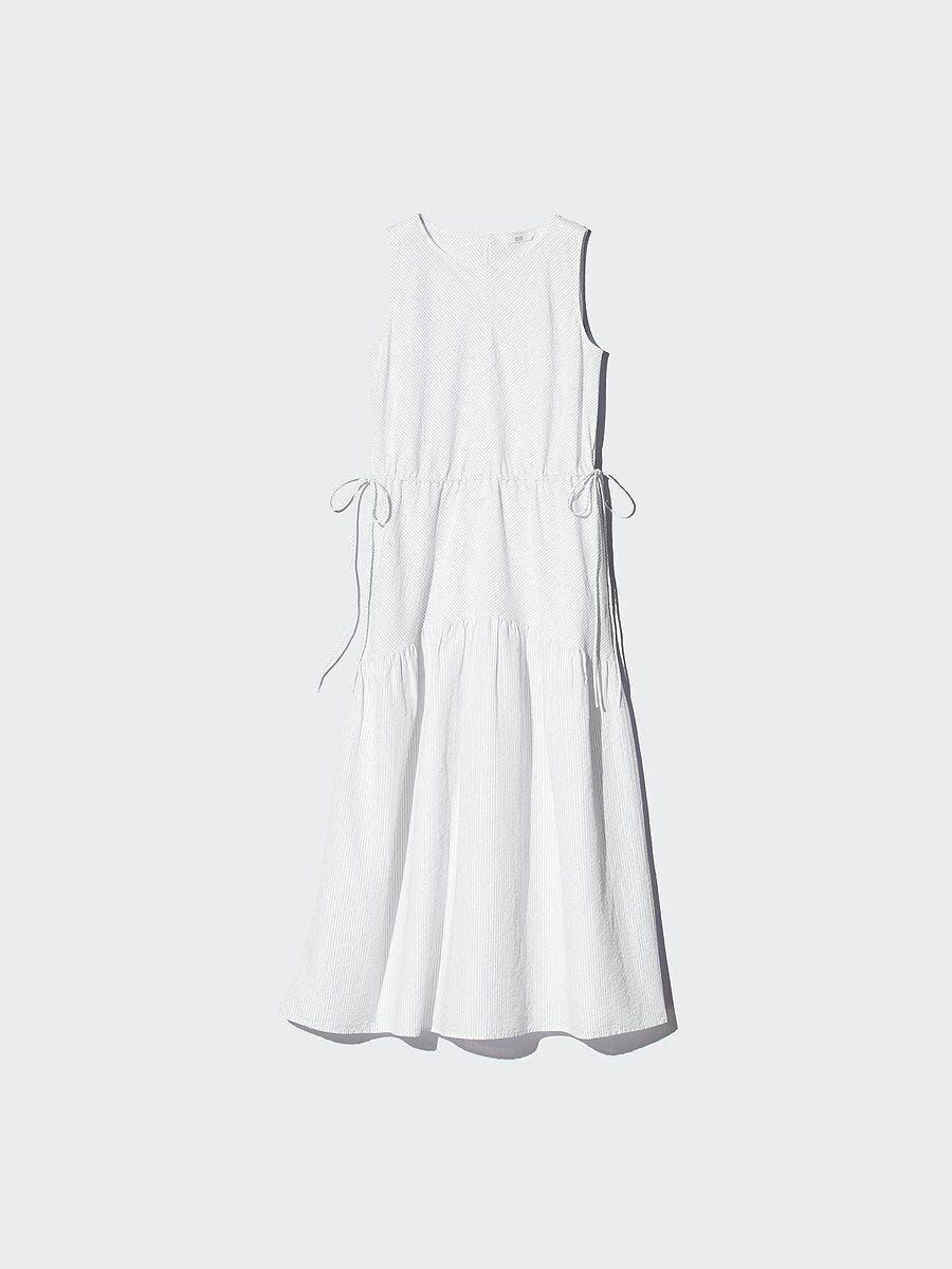 ユニクロのリネンブレンドティアードワンピース