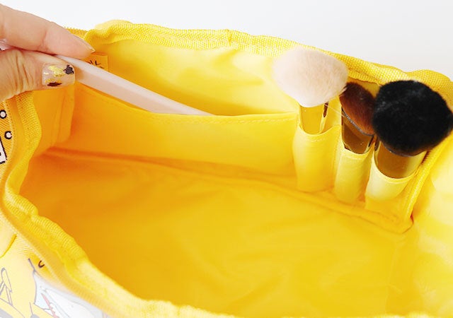 前回の付録よりもめっちゃ進化してる 人気のアイテムが再登場 スヌーピーのポーチ付きムック モデルプレス