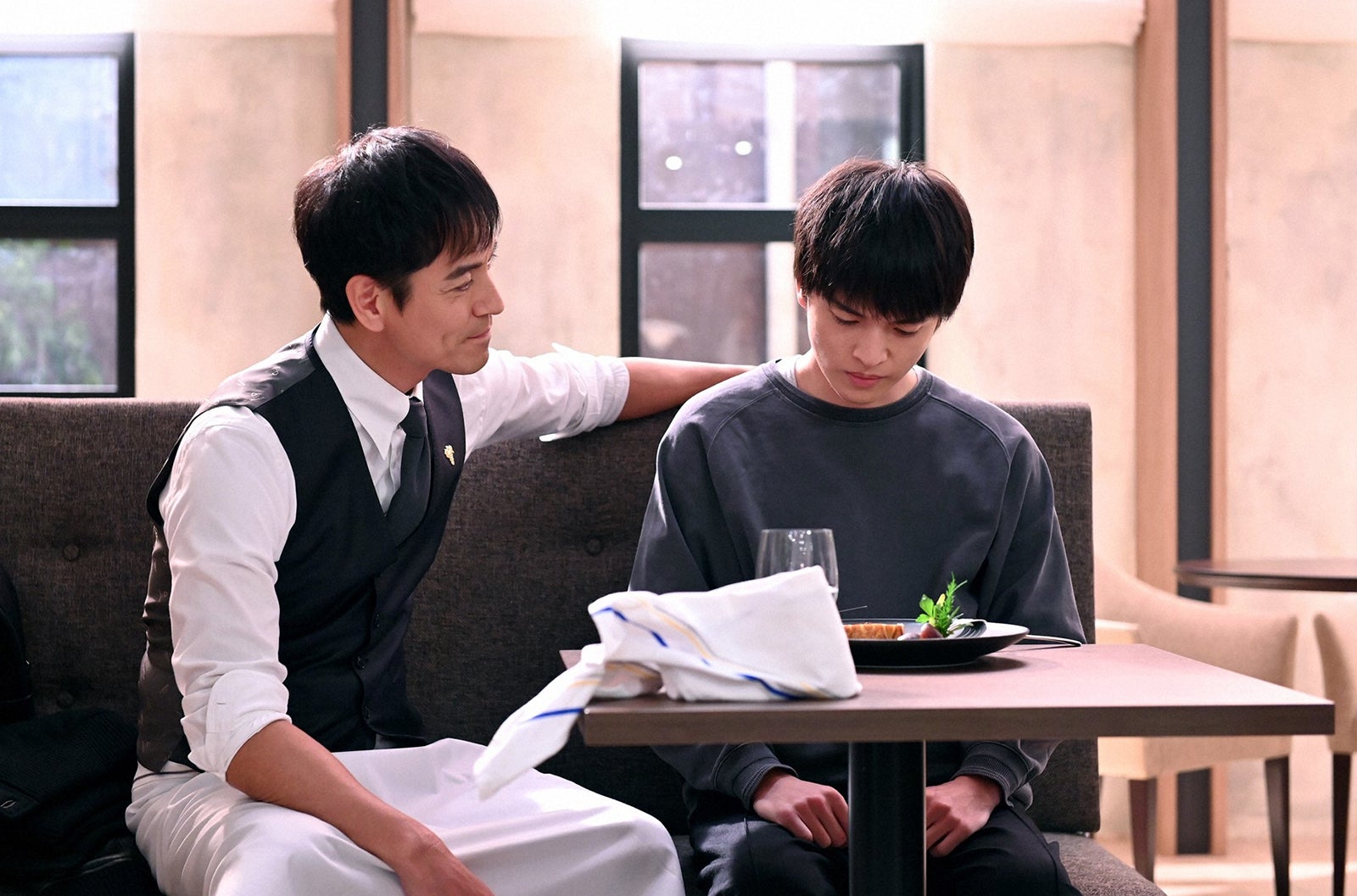 沢村一樹、玉森裕太／「グランメゾン東京」第10話より（C）TBS