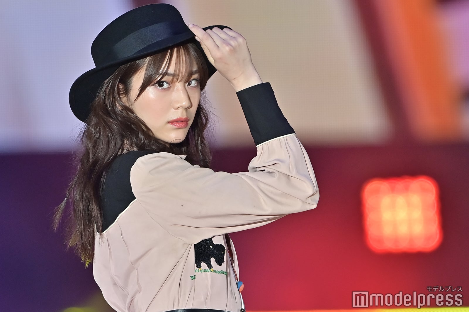 （C）モデルプレス