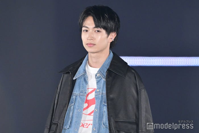 綱啓永(C)モデルプレス