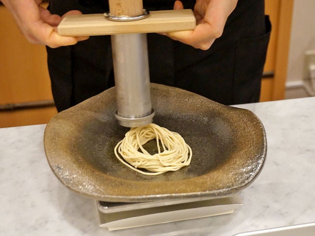 column_2015773e1acd916ea132c654e62c6cb4.